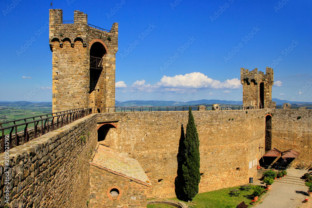 Fototapeta premium Courtyard of Montalcino Fortress in Val d'Orcia, Tuscany, Italy