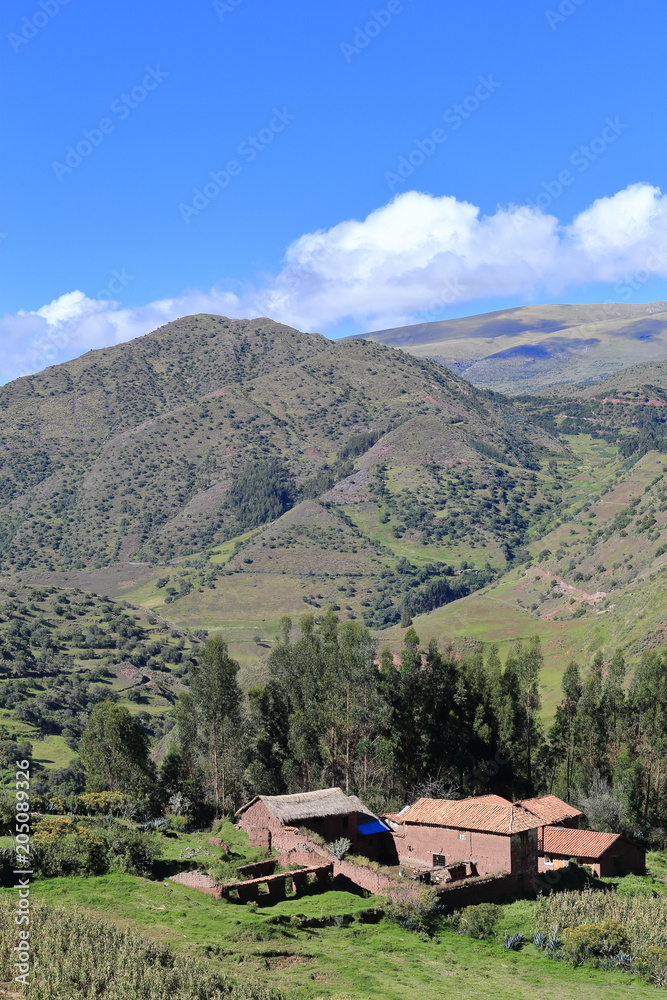 Obraz premium Andine Landschaft nahe Ccorca, Cusco - Peru