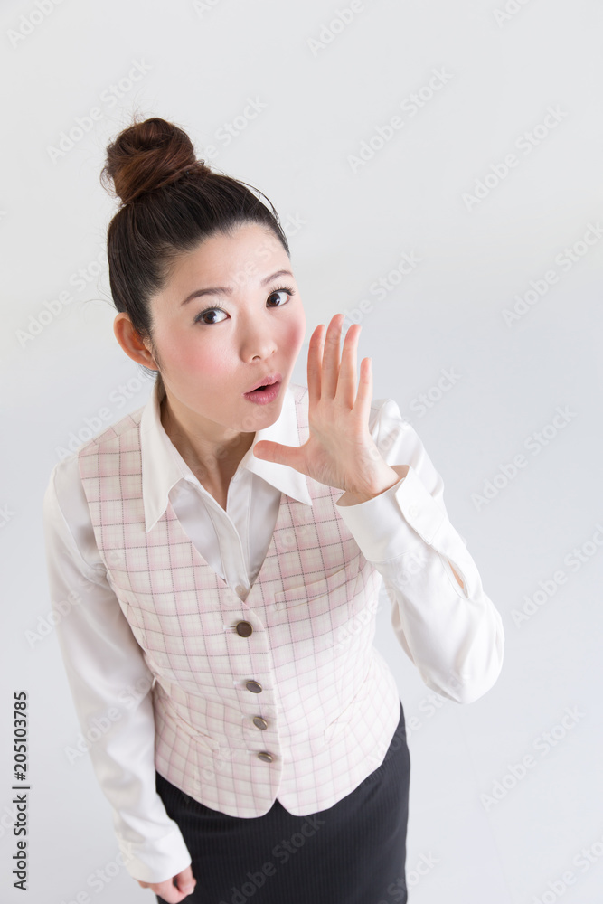 OLポートレート・白バック