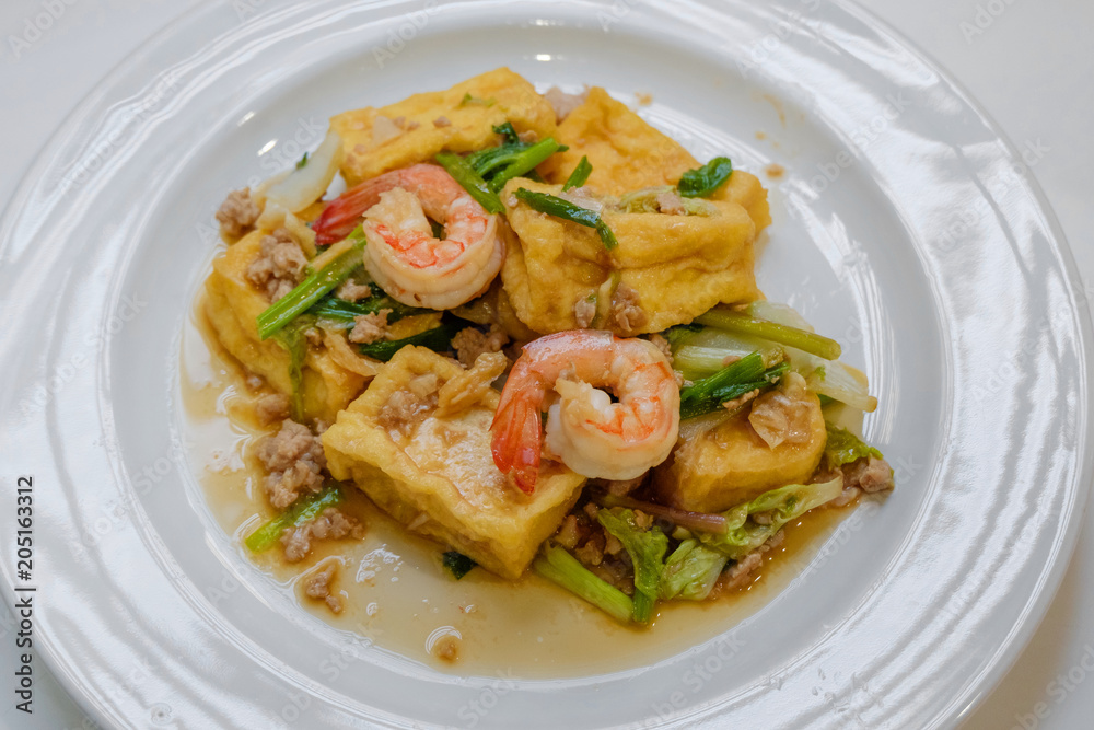 .Stir Fried Tofu Pork Shrimp