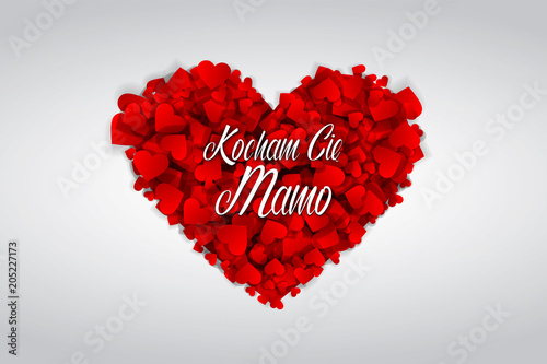 Dzień Matki 26 Maja - duże serce złożone z małych czerwonych serduszek z napisem „Kocham Cię Mamo”
