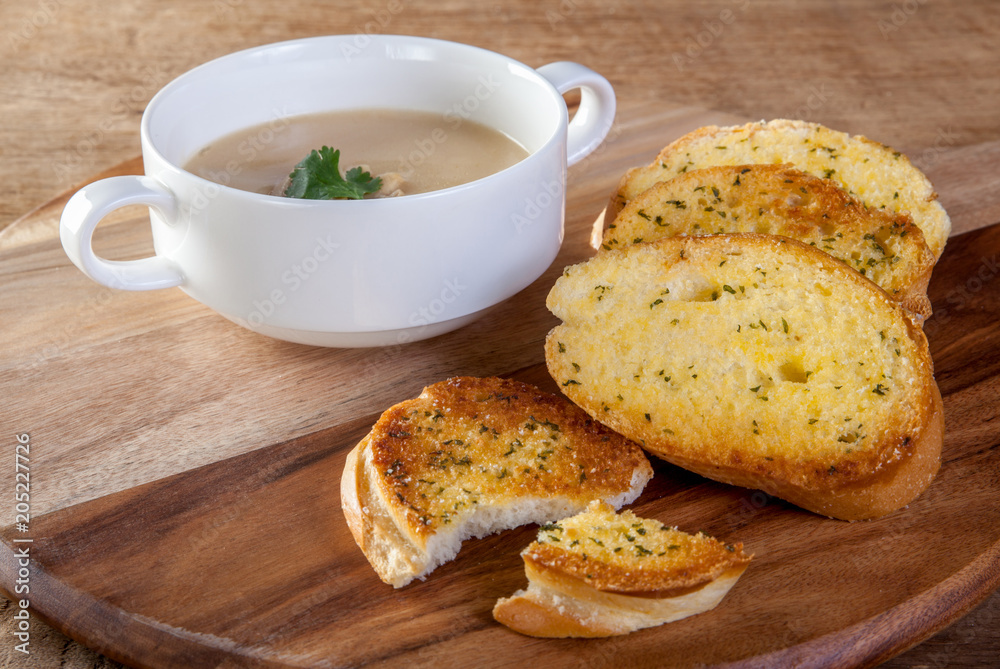 Mushroom Soup and Garlic Bread Mushroom Soup and Garlic Bread