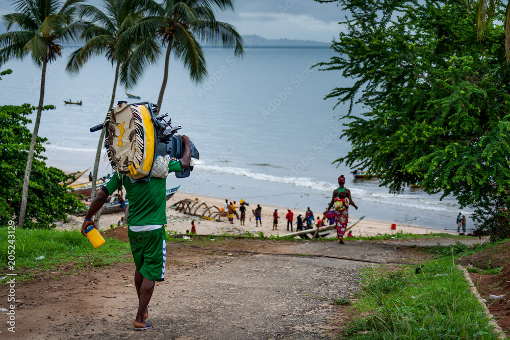 Yongoro, Sierra Leone, West Africa - the beaches of Yongoro. - obrazy, fototapety, plakaty 