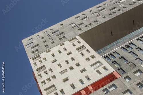 Edificio Mirador. Fragmento. Fragmento del edificio mirador en Sanchinarro. Madrid. España.