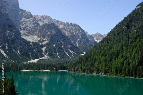 Fototapeta Naklejka Na Ścianę i Meble -  Pragser Wildsee in Südtirol