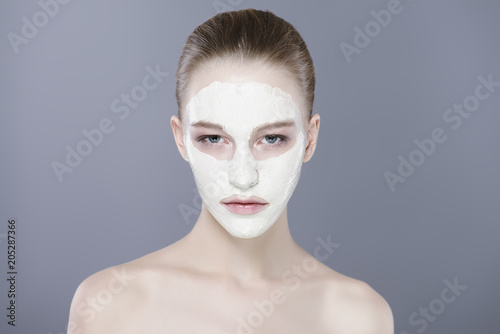 mask for moisturizing skin © Andrey Kiselev