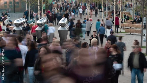 Crowded Sidewalk in a Big City Timelapse