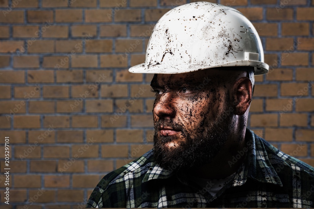 Builder. Builder.