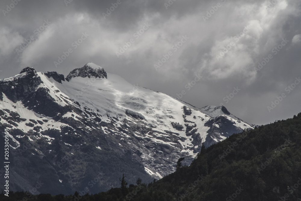Montaña Puerto Aysen Chile