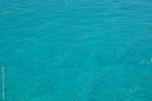 Eau turquoise de la Méditerranée à l'île de Minorque, Baléares, Espagne