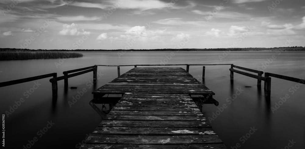 Fototapeta premium Wolziger See - Black and white