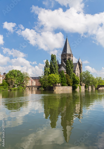 Temple Neuf de Metz an der Mosel Frankreich © wsf-f
