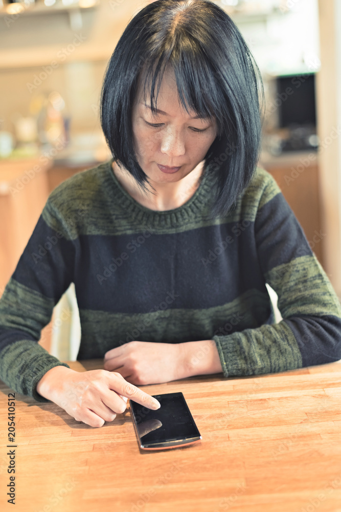 woman using cellphone woman using cellphone