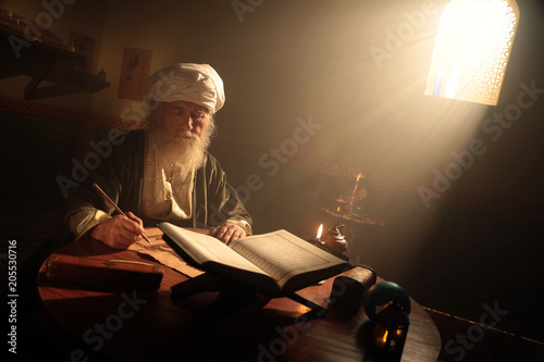 scena-historyczna-podczas-gdy-naukowiec-islamski-czyta