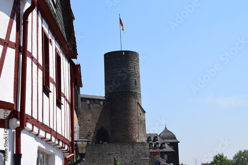 Turm der Genovevaburg Mayen vom Obertor aus photo