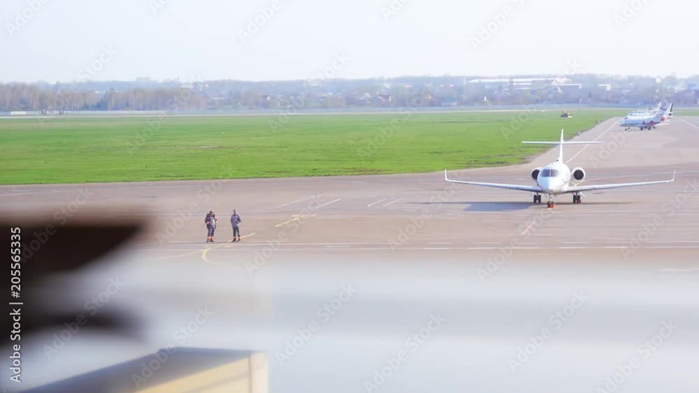 Ground personnel at the airline 