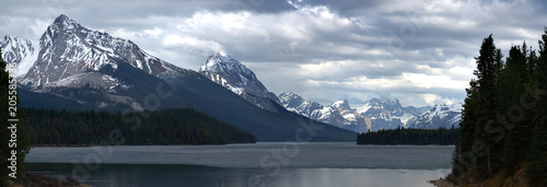 Maligne Lake