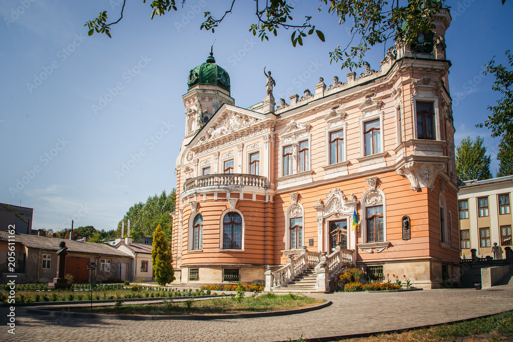  Lviv National Museum. Dunikovsky palace in Lviv , Ukraine