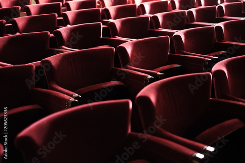 POLTRONE ROSSE A TEATRO photo