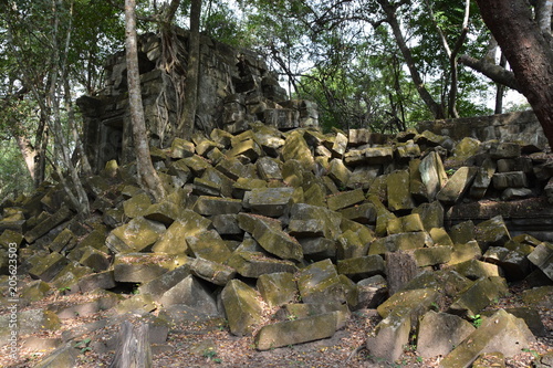 カンボジアのアンコール遺跡群のベンメリア photo