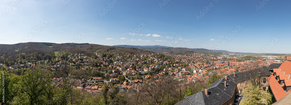 Stadt Wernigerode Panorama mit Berg Brocken