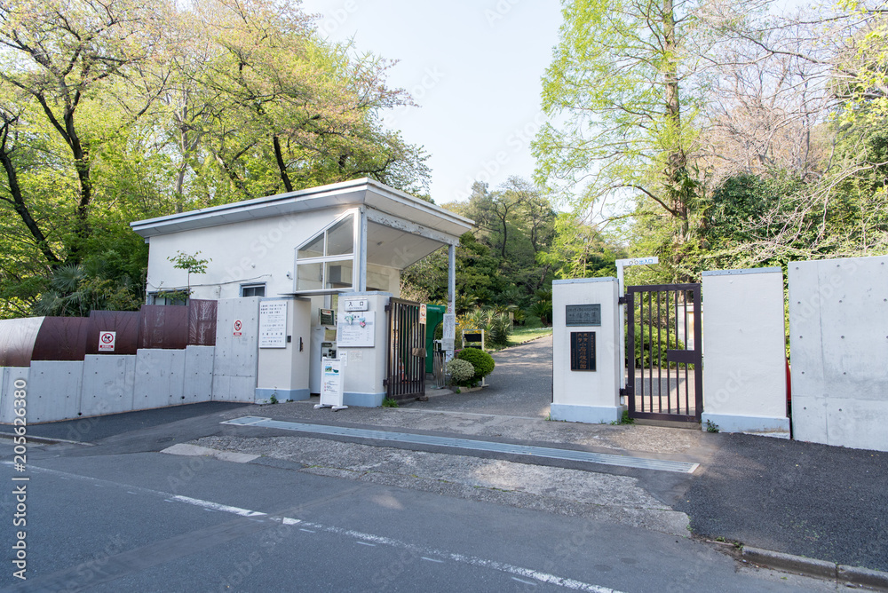 小石川植物園正門 小石川養生所跡 東京大学大学院理学系研究科附属植物園 Stock 写真 Adobe Stock
