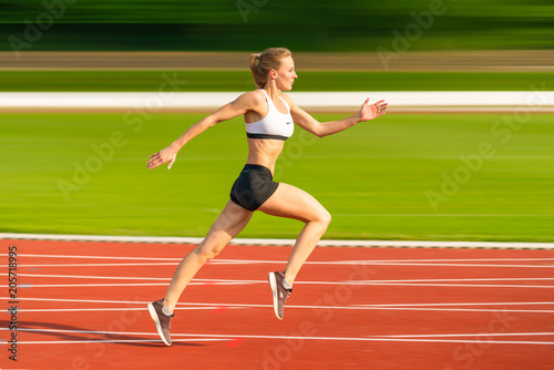 Athletik Läufer im Sprint