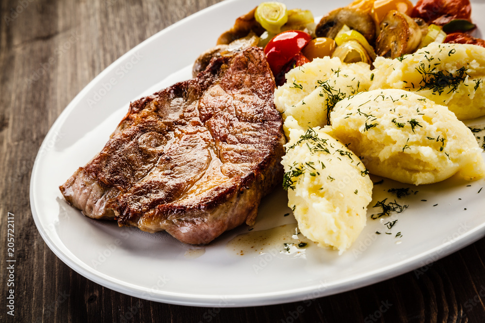 Grilled steak with mashed potatoes and vegetables Grilled steak with mashed potatoes and vegetables