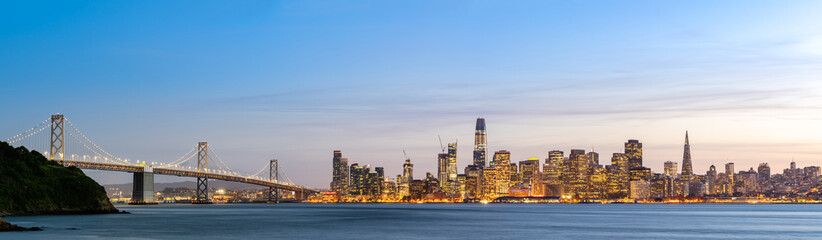 Fototapete San Francisco Skyline der Innenstadt von San Francisco  © vichie81