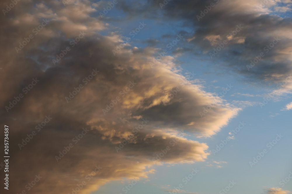 Dramatic sunset sky - a cloud similar to the head of an animal.