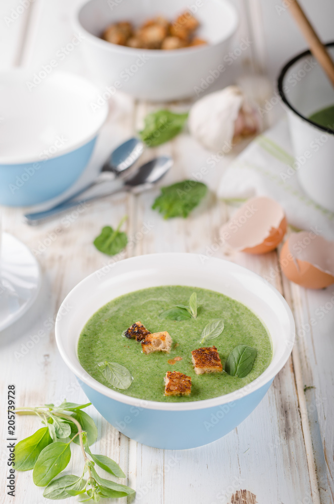 Spinach soup with poached egg Spinach soup with poached egg