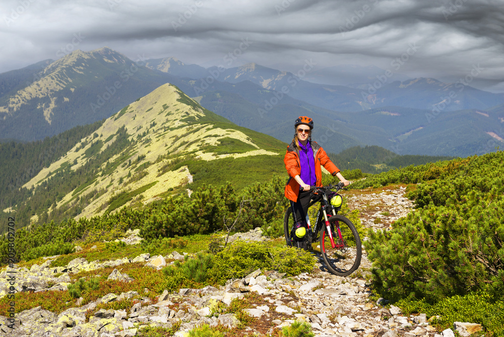 Racer on Mount Synyak