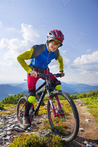 Racer on Mount Synyak