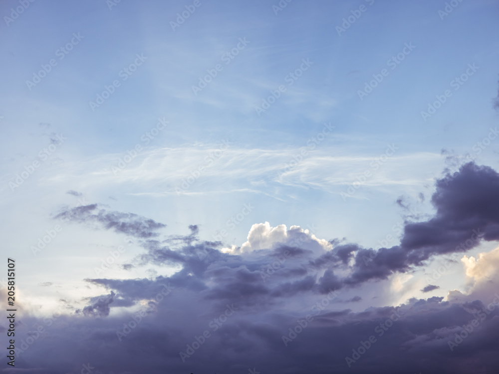 Obraz premium dreamy purple clouds in the sky background