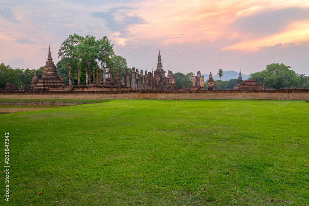Obraz premium Sukhothai historical park in Thailand