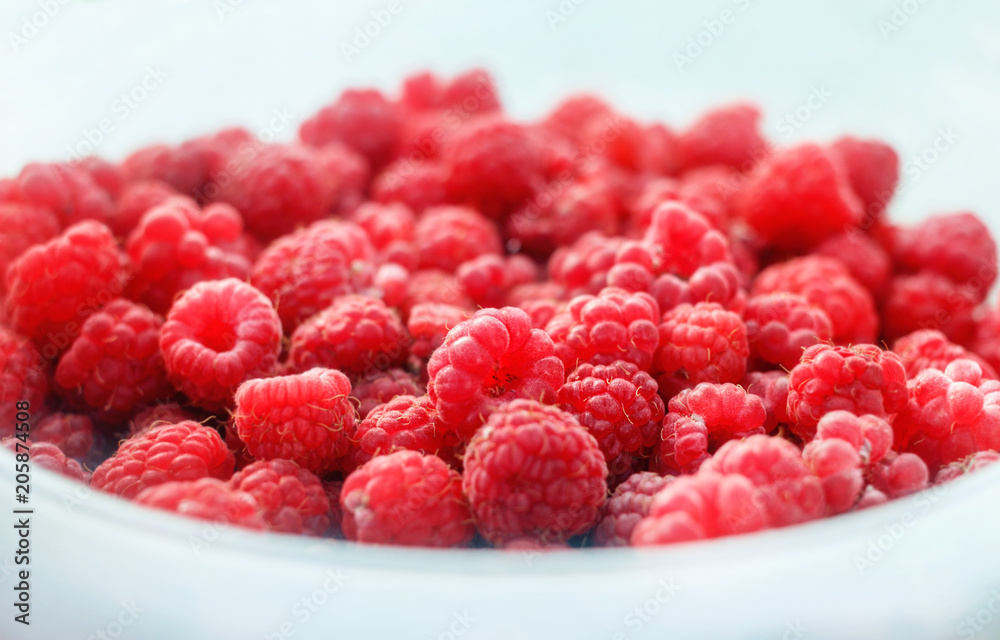 Fresh ripe raspberry Fresh ripe raspberry