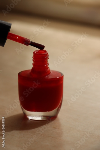 pintauñas rojo