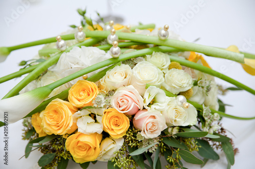 bouquet of white and yellow flowers