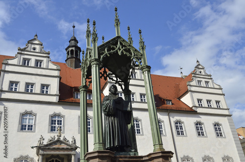 Martin-Luther-Denkmal vor dem Rathaus, Wittenberg