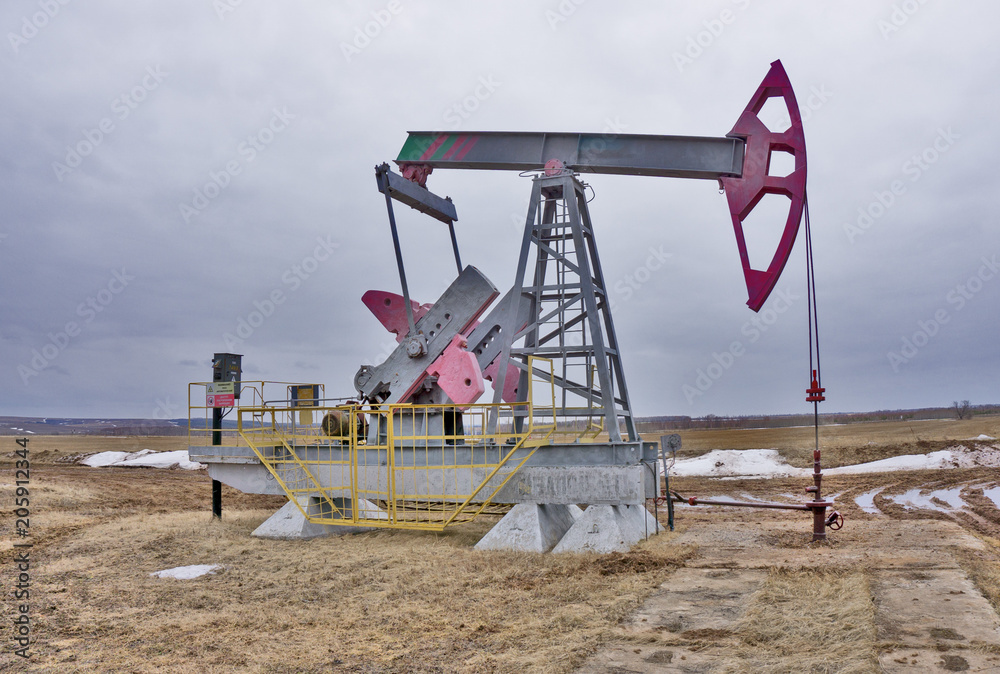The oil pump, industrial equipment The oil pump, industrial equipment
