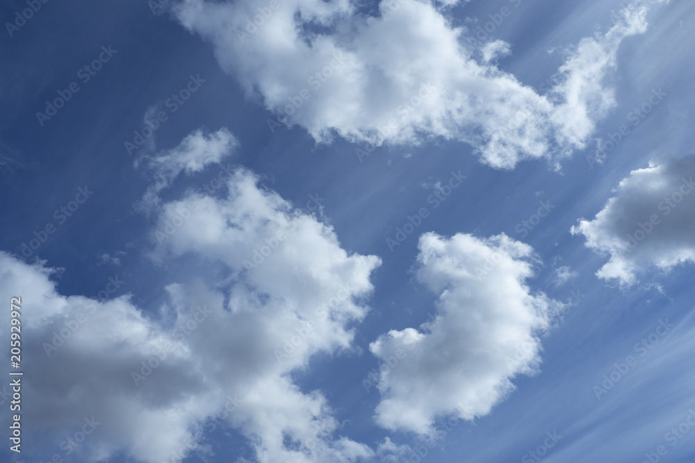 Obraz premium blue sky background with clouds