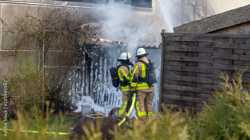 Obraz premium Feuerwehr im Einsatz