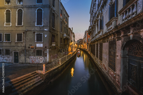 Canal © Ronald