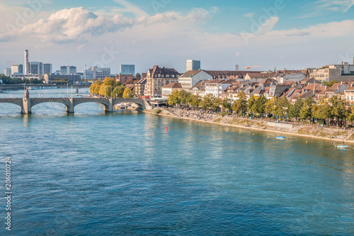 Rhine river in Basel © pcalapre