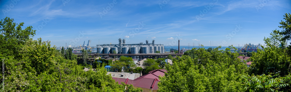 Obraz premium granary in the seaport, Odessa