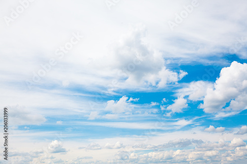 Fototapeta Naklejka Na Ścianę i Meble -  Blue sky with white cloud