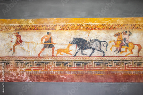 Wall drawings of ancient people