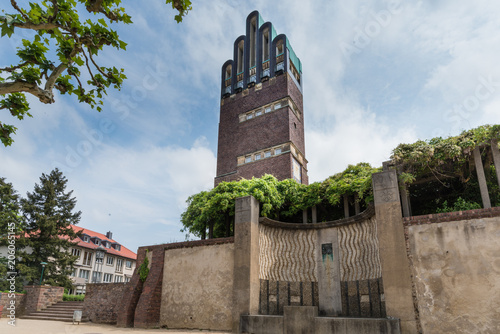 Torre  del matrimonio, Hochzeitsturm , arquitecto Joseph Maria Olbrich ,ciudad de Darmstadt . .Pertenece al complejo de la colonia de artistas. Mathildenhöhe .