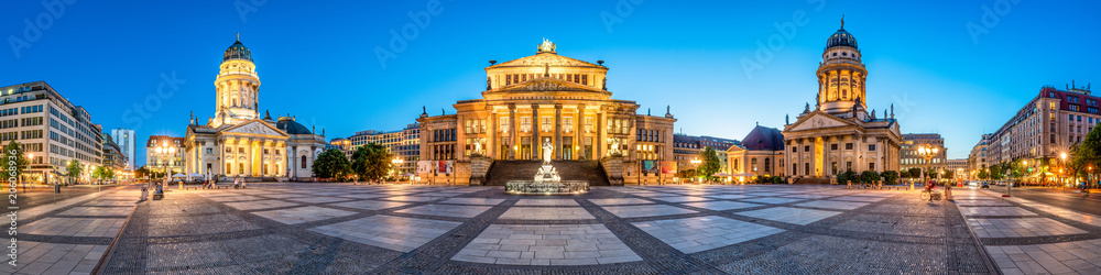 Fototapeta premium Gendarmenmarkt Panorama w Berlinie