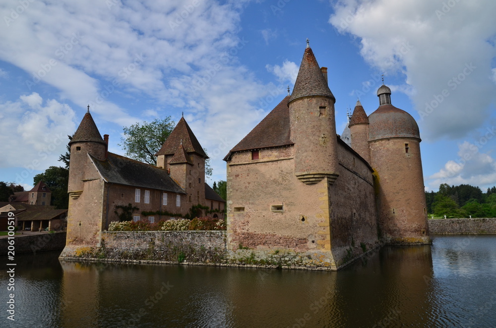 CHÂTEAU LA CLAYETTE ( 14 éme Siècle ) BOURGOGNE FRANCE 